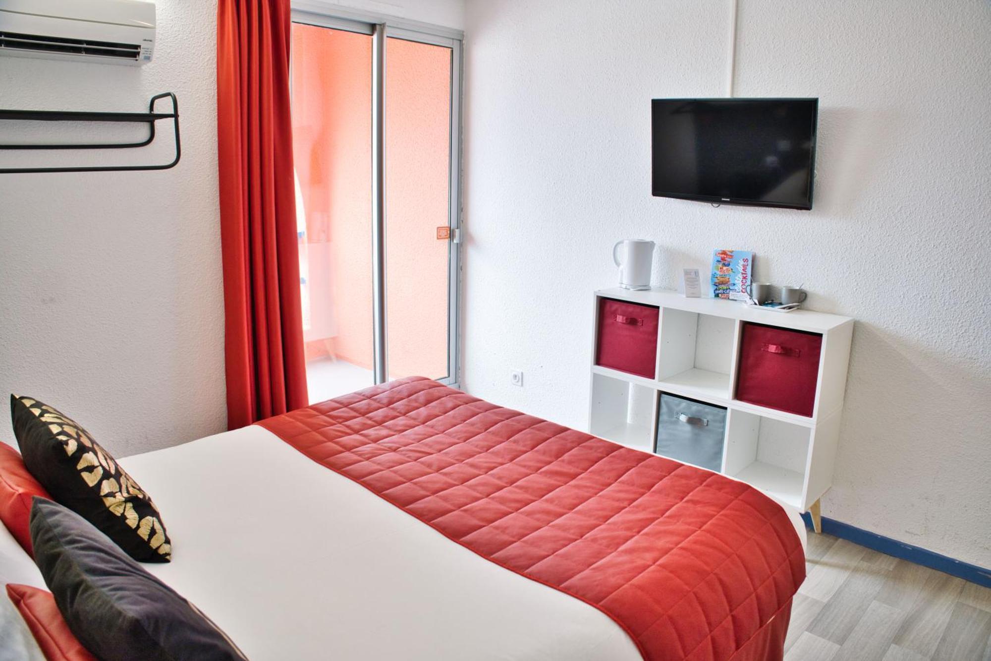 Cit'Hotel Des 2 Golfs 루케이트 외부 사진