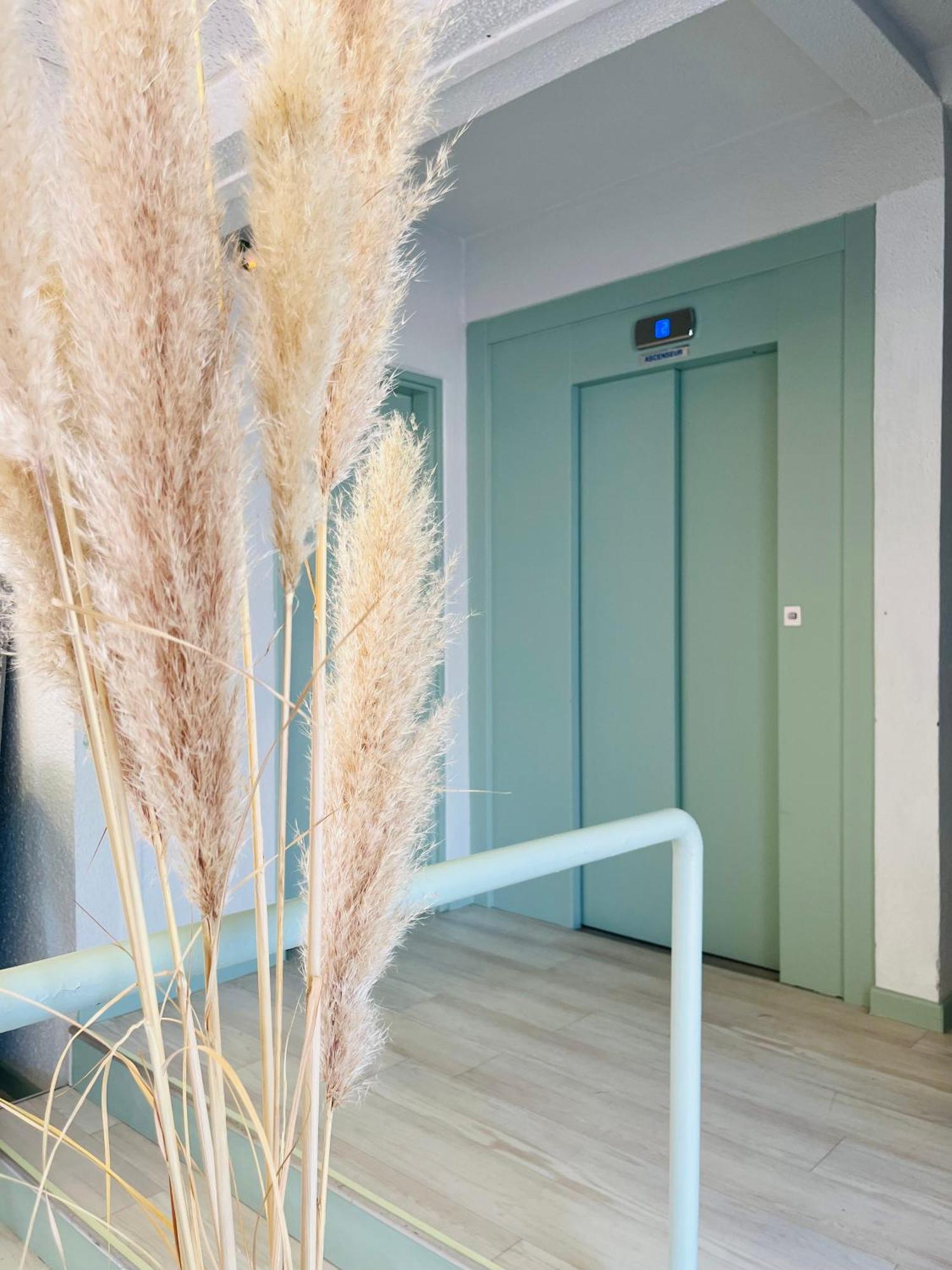 Cit'Hotel Des 2 Golfs 루케이트 외부 사진